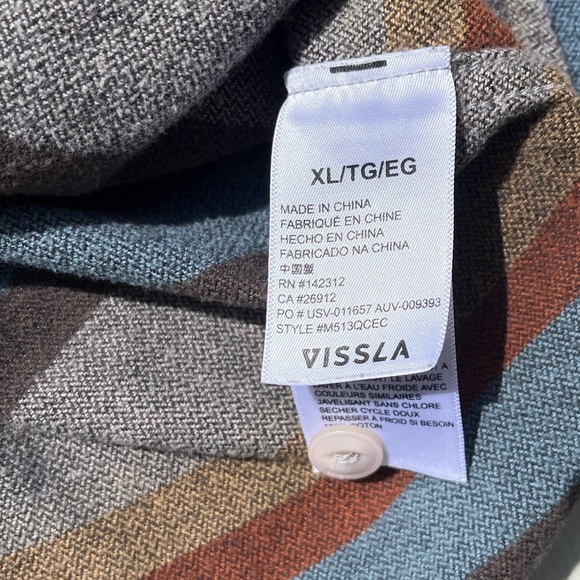 Men's Vissla Button Down Shirt Multicolor Striped XL Classic Cotton Beach Surf - Picture 10 of 16